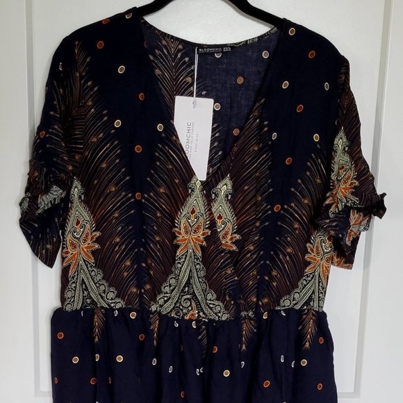 BloomChic Dresses & Skirts - Size 14-16 BloomChic NWT Navy Bandana Pocket Button Wrap split midi Dress
